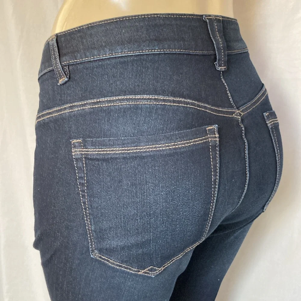 DEMOCRACY Jeans Women’s Tummy Control Size 18W Flare Wide Leg Reverse Hems NWOT